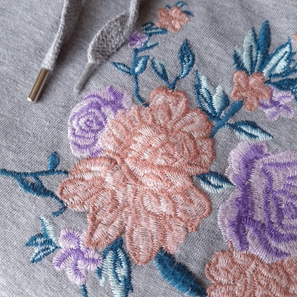 H&M Grey Hoodie with Floral Embroidery - Picture 4 of 4